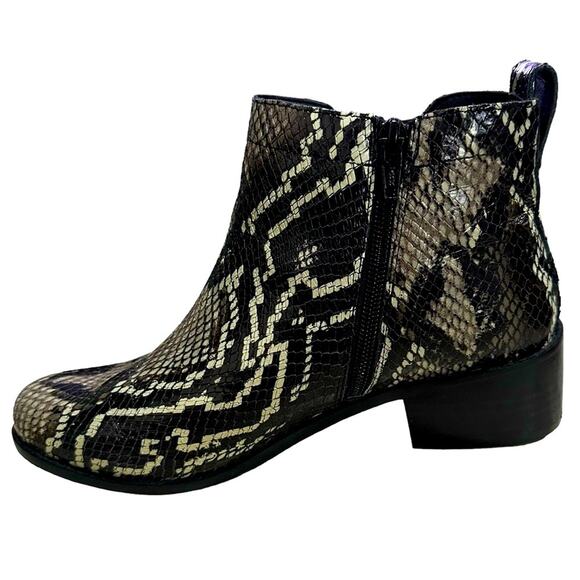 Vionic Clara Boa reptile crocodile leather print booties ankle boots size 7 - Picture 5 of 8